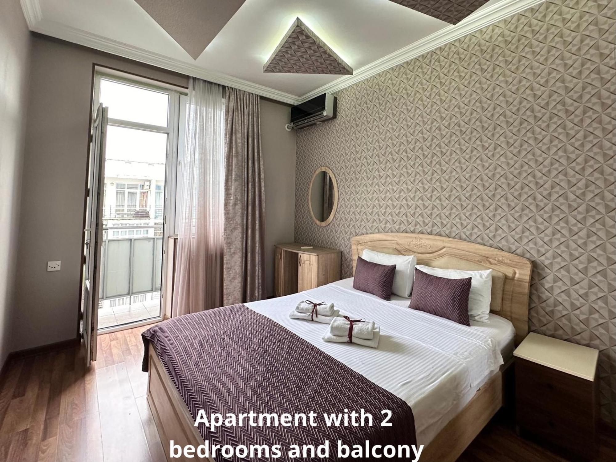 Grand Home Batumi Eksteriør bilde