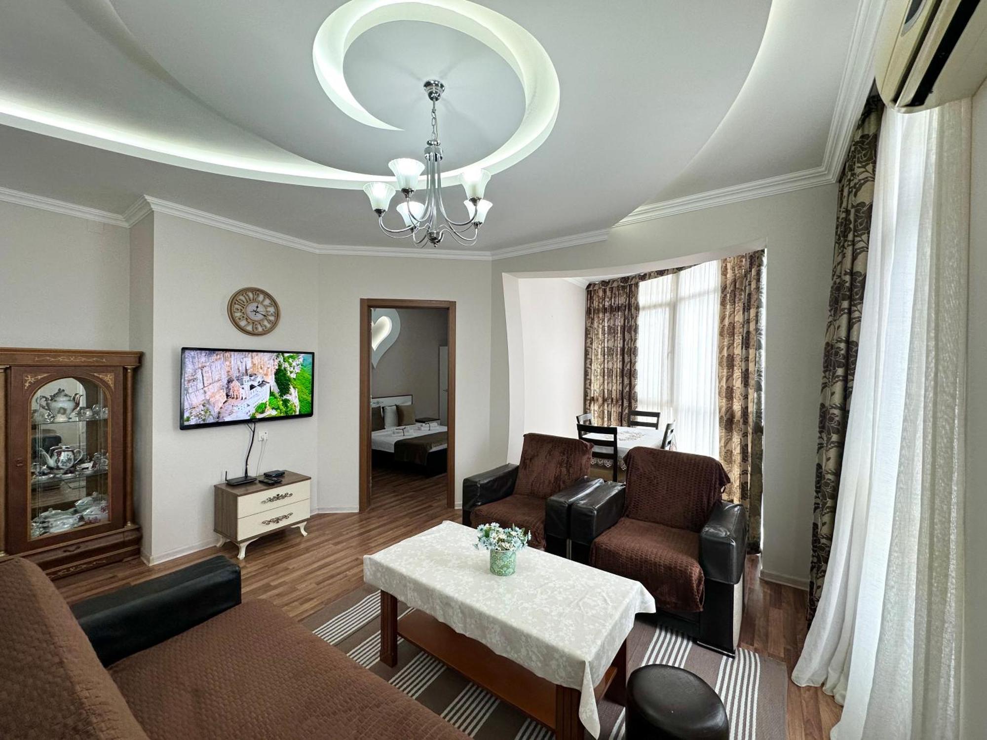 Grand Home Batumi Rom bilde