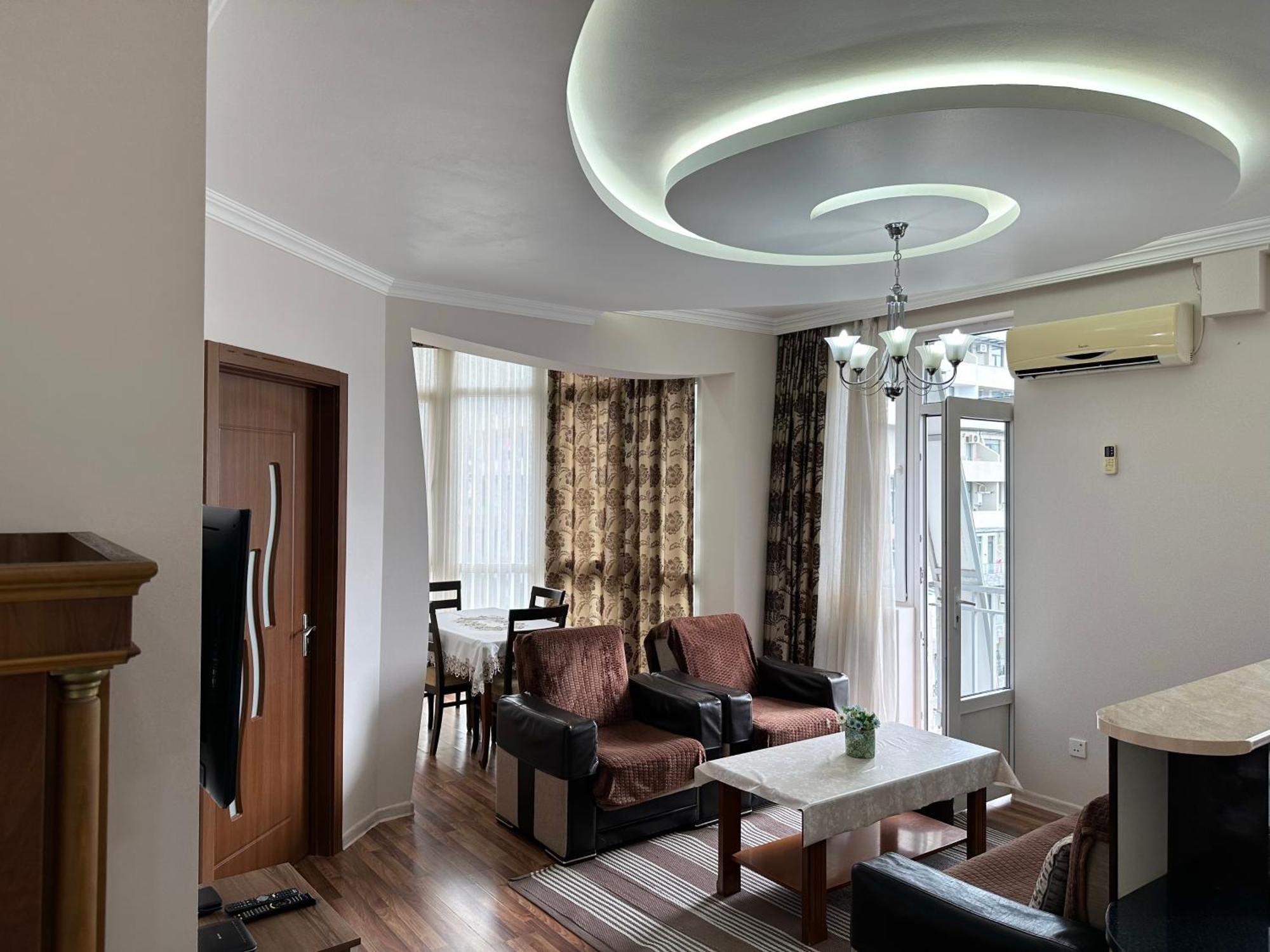 Grand Home Batumi Rom bilde