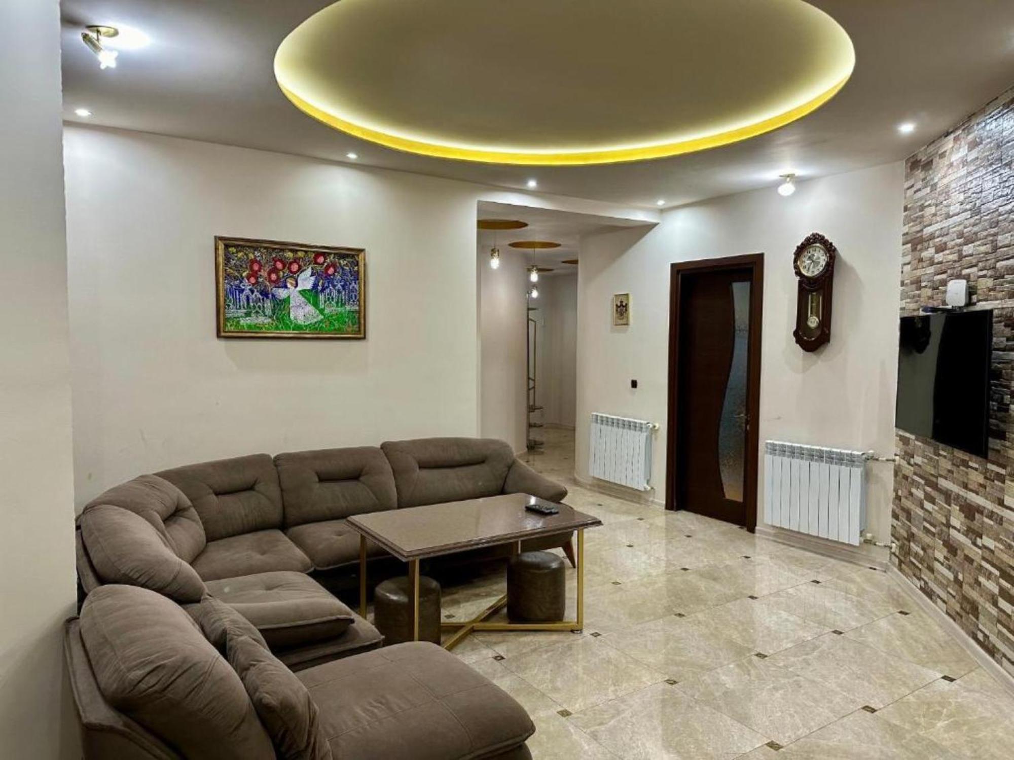 Grand Home Batumi Rom bilde